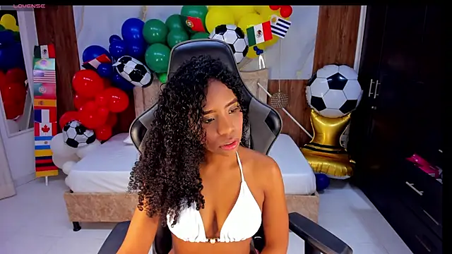 lia 16 online show from July 8, 11:12 am