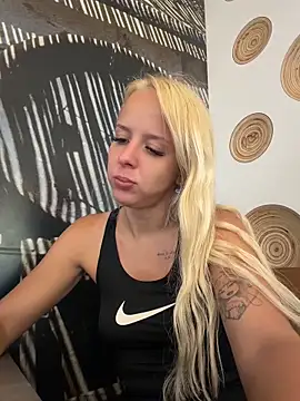 LikaCat online show from June 23, 4:10 am