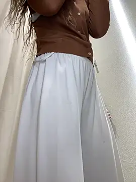QuitieLia online show from July 16, 2:21 pm