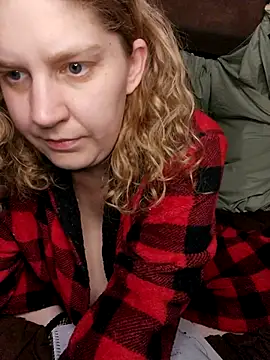 Evalain shadow online show from March 12, 11:40 pm