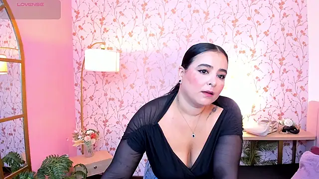 taylor bennet online show from June 21, 12:20 pm