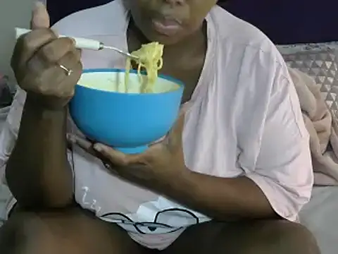 Real1SweetQueen online show from March 13, 6:58 am