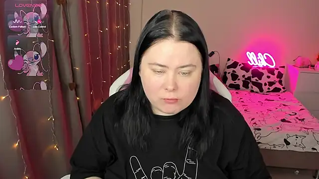 Akemi BBW online show from February 6, 5:44 am