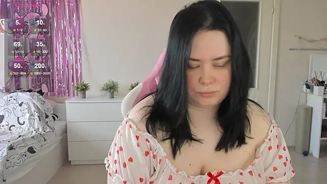 Akemi BBW online show from June 14, 6:58 am