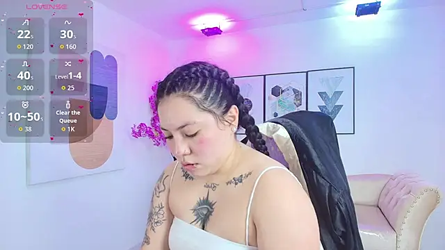 Isa reel online show from December 18, 7:51 pm