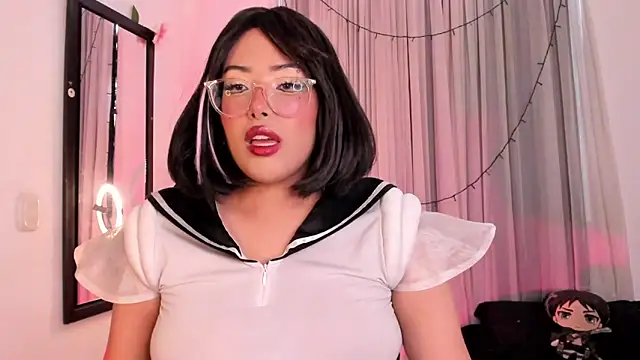 willow poisson online show from June 13, 5:54 pm