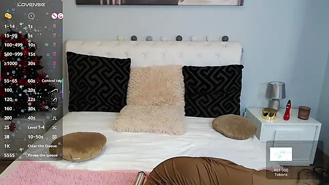 Anysa Reye online show from December 21, 9:46 am