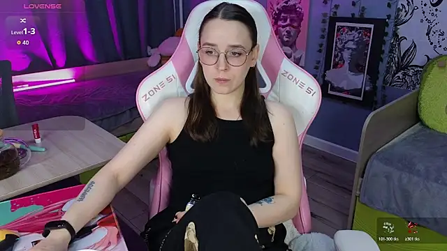 Sweet frosti online show from December 3, 4:26 am