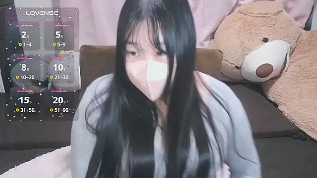 yuinyan3150 online show from February 15, 7:02 pm