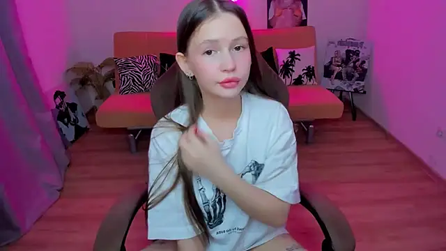 HelloRoxy online show from October 19, 2:41 pm