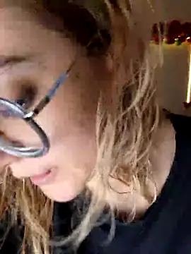 NaomiShimizu online show from March 2, 8:15 pm