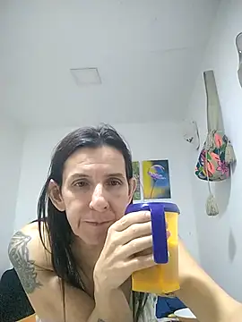 Cameron puppy online show from July 27, 4:20 am