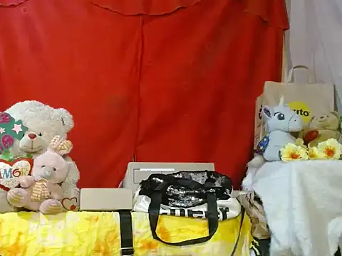 hottieperla online show from February 22, 8:43 pm