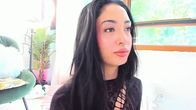 Awesome Jolie online show from July 31, 11:22 am