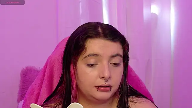 Sachi Meow online show from May 4, 9:07 pm
