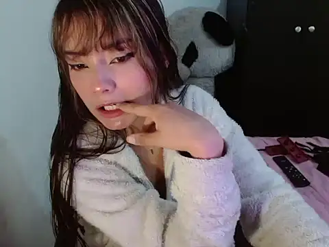  annie rosse online show from March 18, 7:41 pm