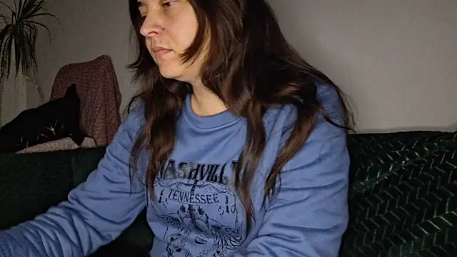 Cyndee Winter online show from November 17, 7:47 pm