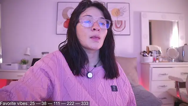 Anah s online show from June 28, 3:57 am