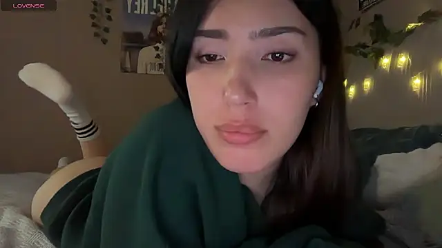 Anisawithlove online show from May 12, 1:29 pm
