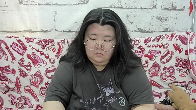 Nadine asian online show from July 5, 8:20 am