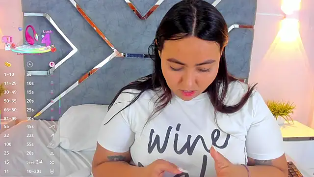 LucciaPorter online show from March 16, 1:37 pm