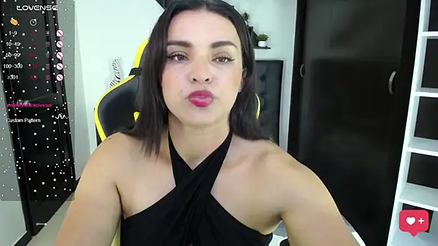 NATASHARICHART online show from October 25, 6:15 pm