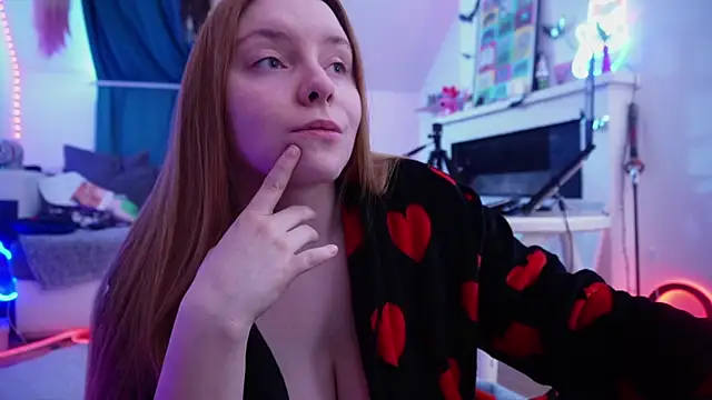  Yummy Girl  online show from May 9, 9:00 am