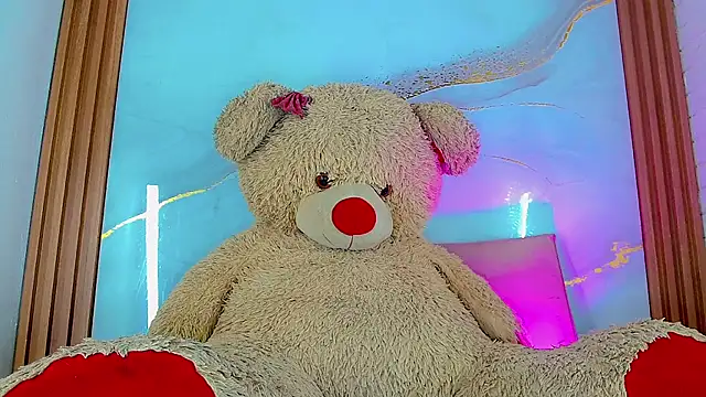 CoralineSweett online show from November 12, 8:40 pm