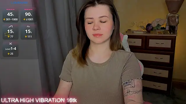 cutie mili online show from March 17, 9:35 am