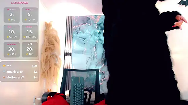 hilary rodriguez online show from September 30, 7:30 pm