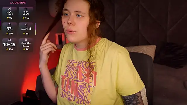 SophiePure online show from March 9, 2:15 am