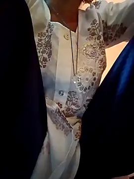 Snapshot of Hot--Shivani chatting on October 10, 2:16 am Hot--Shivani online show from October 10, 2:16 am