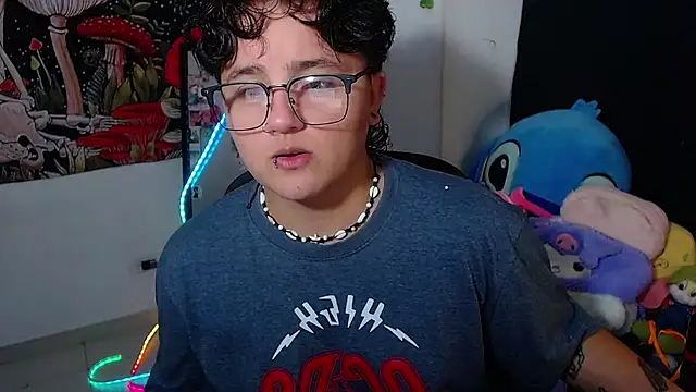 isabeautyx19 online show from July 14, 3:00 am