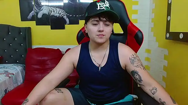 isabeautyx19 online show from February 14, 2:02 am