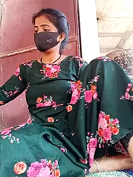 Mamta Chaterjee online show from April 28, 1:47 am