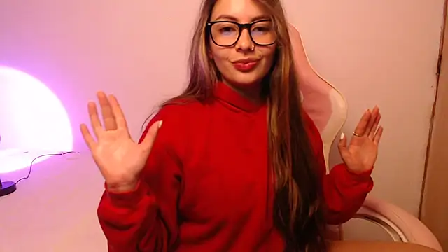 lalawhitte online show from September 18, 10:41 pm