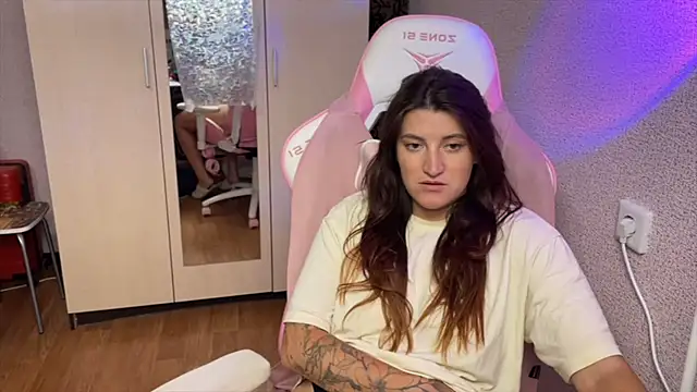 Katrin  kiss online show from July 16, 8:57 pm