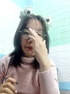 Nanoko online show from January 10, 11:59 am