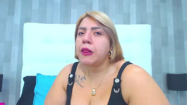 LeahMillerr online show from September 13, 12:13 pm