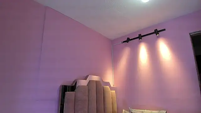 LoveQueen2 online show from October 14, 12:08 pm