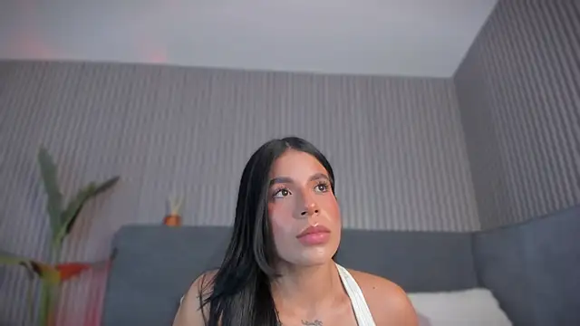 emelie 89 online show from July 23, 12:57 pm