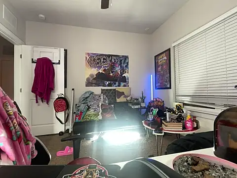 4EVAGLACIERS online show from February 21, 6:47 am