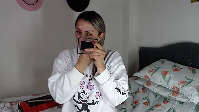 Chantal hott online show from September 12, 7:21 pm