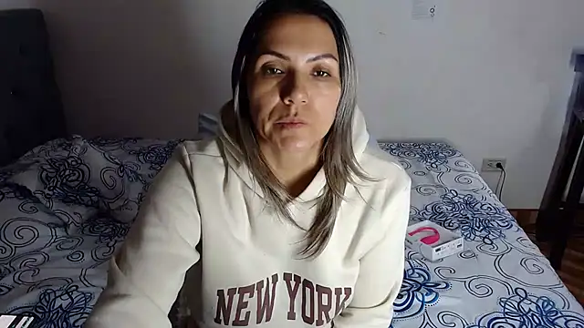 Chantal hott online show from July 14, 7:29 pm