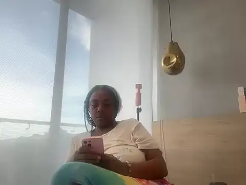 ChocolateCakeQueen online show from July 18, 10:45 pm