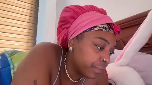 ChocolateCakeQueen online show from September 29, 7:41 pm