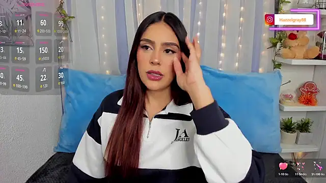 HazzelGray online show from November 5, 1:16 pm