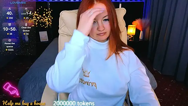 Marina Mur  online show from February 15, 3:33 pm