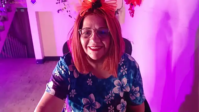 Snapshot of _samara chatting on October 11, 12:08 pm samara online show from October 11, 12:08 pm