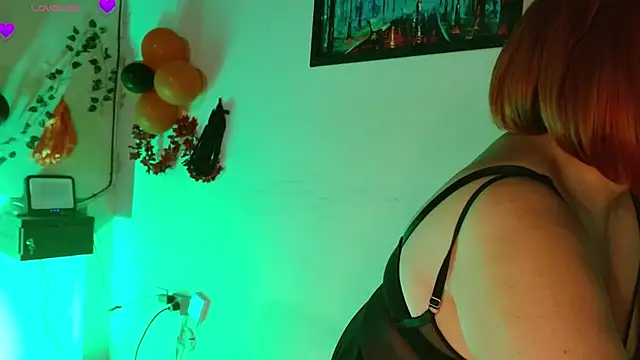 Snapshot of _samara chatting on October 4, 12:38 am samara online show from October 4, 12:38 am